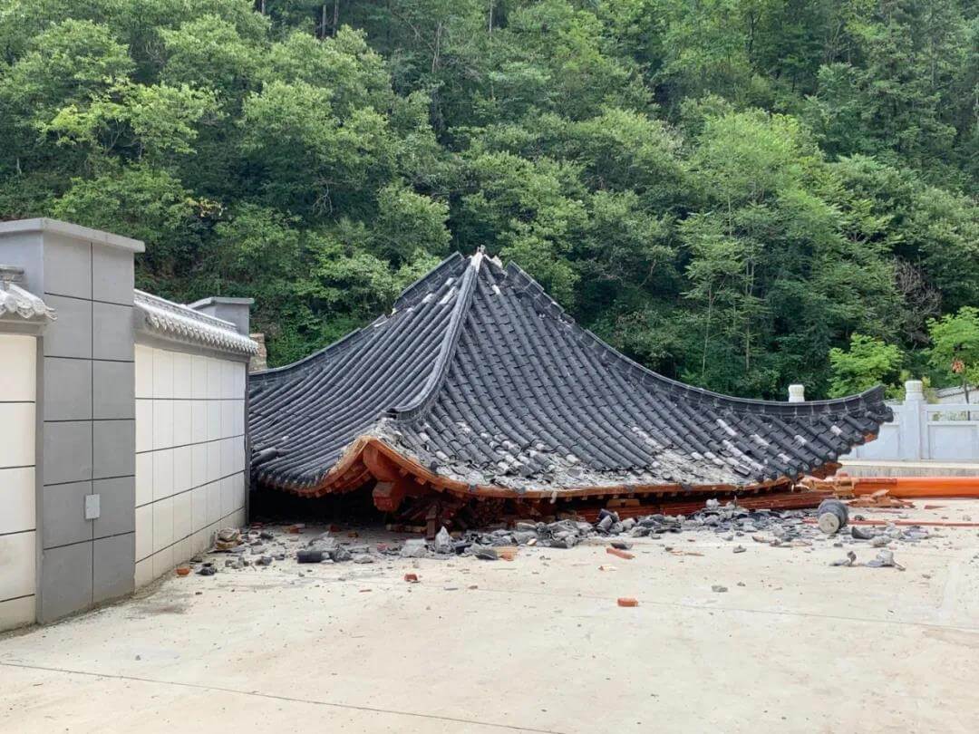炒黄金不设止损反爆仓是什么意思